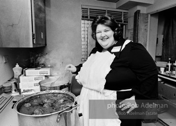 Members of thr National Association to Aid Fat Americans -Cooking. Brooklyn, New York. 1982.