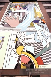 From Mural with Blue Brushstroke. New York City, 1985-86photo©Bob Adelman estate. Artwork©Estate of Roy Lichtenstein.