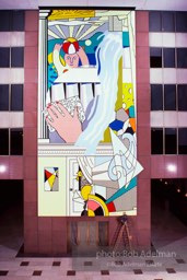 From Mural with Blue Brushstroke. New York City, 1985-86photo©Bob Adelman estate. Artwork©Estate of Roy Lichtenstein.