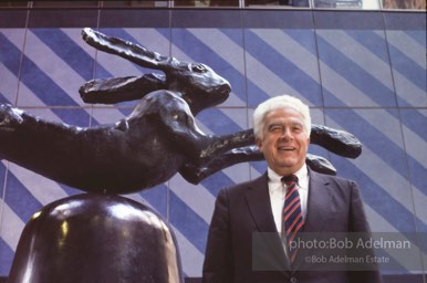 From Mural with Blue Brushstroke. New York City, 1985-86photo©Bob Adelman estate. Artwork©Estate of Roy Lichtenstein.