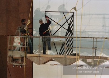From Mural with Blue Brushstroke. New York City, 1985-86photo©Bob Adelman estate. Artwork©Estate of Roy Lichtenstein.