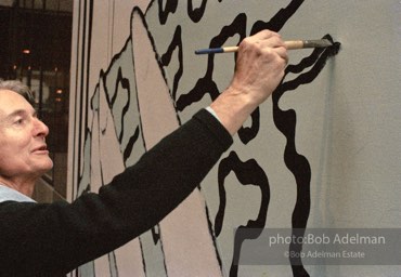 From Mural with Blue Brushstroke. New York City, 1985-86photo©Bob Adelman estate. Artwork©Estate of Roy Lichtenstein.