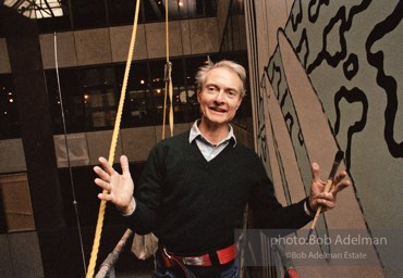 From Mural with Blue Brushstroke. New York City, 1985-86photo©Bob Adelman estate. Artwork©Estate of Roy Lichtenstein.