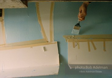 From Mural with Blue Brushstroke. New York City, 1985-86photo©Bob Adelman estate. Artwork©Estate of Roy Lichtenstein.