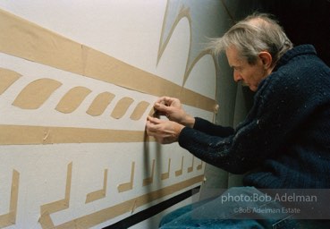 From Mural with Blue Brushstroke. New York City, 1985-86photo©Bob Adelman estate. Artwork©Estate of Roy Lichtenstein.