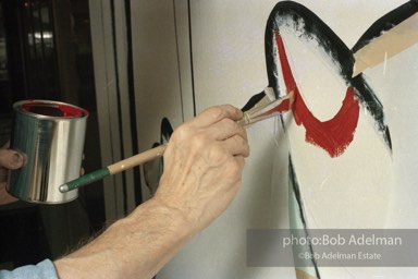 From Mural with Blue Brushstroke. New York City, 1985-86photo©Bob Adelman estate. Artwork©Estate of Roy Lichtenstein.