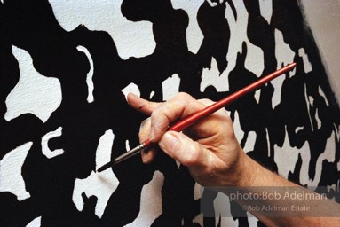 From Mural with Blue Brushstroke. New York City, 1985-86photo©Bob Adelman estate. Artwork©Estate of Roy Lichtenstein.
