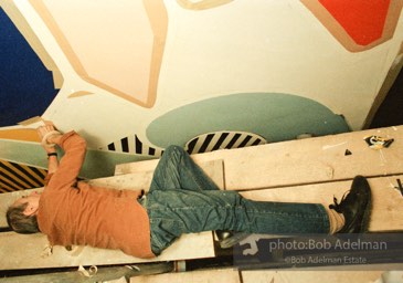 From Mural with Blue Brushstroke. New York City, 1985-86photo©Bob Adelman estate. Artwork©Estate of Roy Lichtenstein.