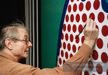 From Mural with Blue Brushstroke. New York City, 1985-86photo©Bob Adelman estate. Artwork©Estate of Roy Lichtenstein.