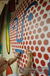 From Mural with Blue Brushstroke. New York City, 1985-86photo©Bob Adelman estate. Artwork©Estate of Roy Lichtenstein.